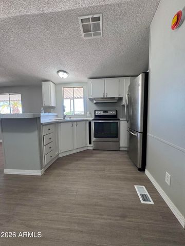 652 S Ellsworth Road 170, Mesa, AZ 85208