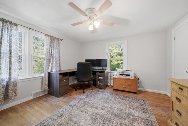 4 Tinker Road, Merrimack, NH 03054