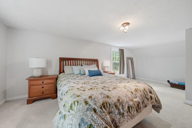 4 Tinker Road, Merrimack, NH 03054