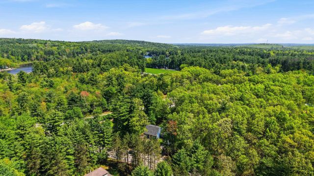 4 Tinker Road, Merrimack, NH 03054
