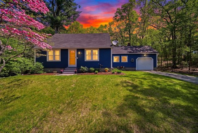 4 Tinker Road, Merrimack, NH 03054