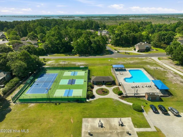 110 Bridge Tender Cove, Sneads Ferry, NC 28460