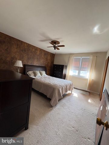2609 CROYDON ST, Philadelphia, PA 19137
