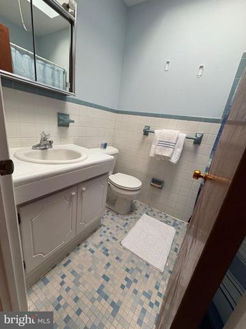 2609 CROYDON ST, Philadelphia, PA 19137