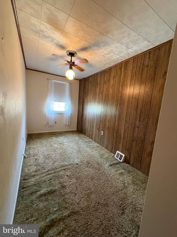 2609 CROYDON ST, Philadelphia, PA 19137