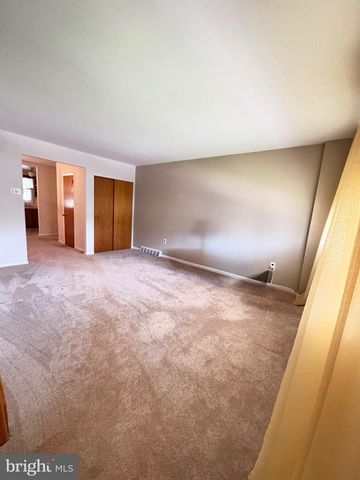 2609 CROYDON ST, Philadelphia, PA 19137