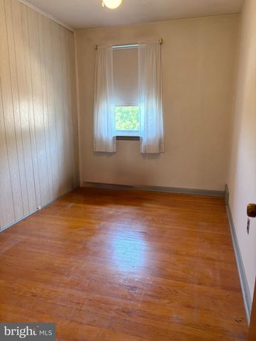 2609 CROYDON ST, Philadelphia, PA 19137