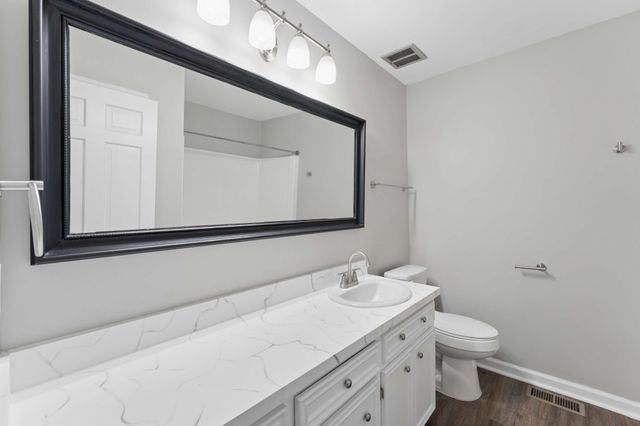 1814 Haynes Dr, Murfreesboro, TN 37129
