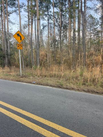 1 Pine Log Road, Chipley, FL 32428