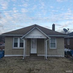 4515 June Avenue, St Louis, MO 63121