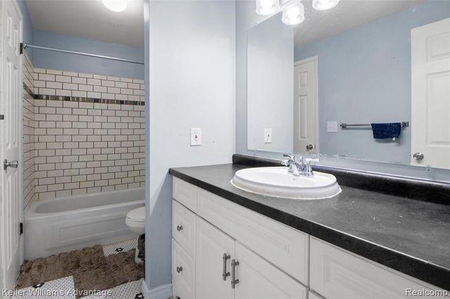 22627 Cranbrooke Drive, Novi, MI 48375