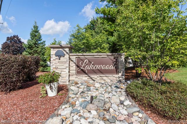 22627 Cranbrooke Drive, Novi, MI 48375
