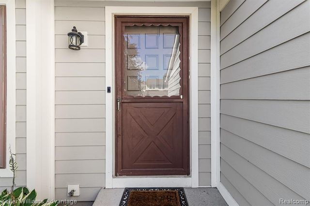 22627 Cranbrooke Drive, Novi, MI 48375
