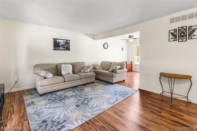 22627 Cranbrooke Drive, Novi, MI 48375