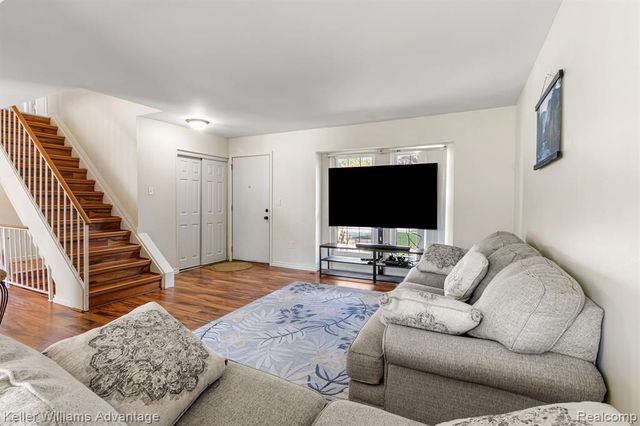 22627 Cranbrooke Drive, Novi, MI 48375