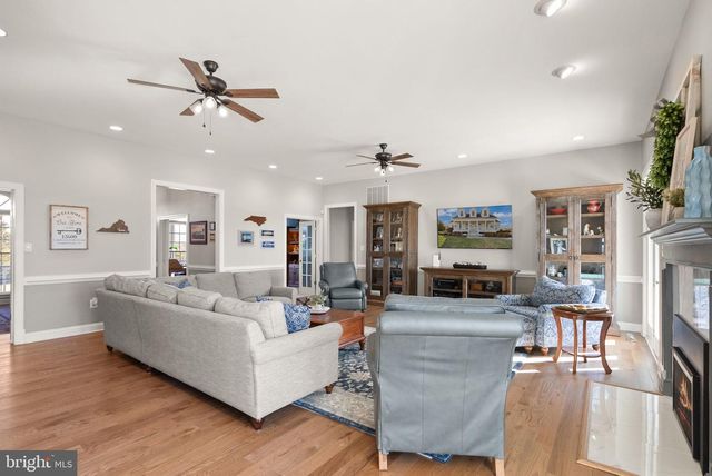 13600 CARRIAGE FORD RD, Nokesville, VA 20181