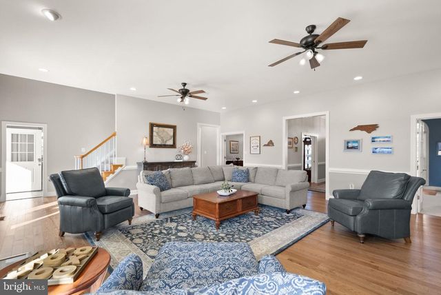 13600 CARRIAGE FORD RD, Nokesville, VA 20181