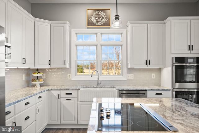 13600 CARRIAGE FORD RD, Nokesville, VA 20181