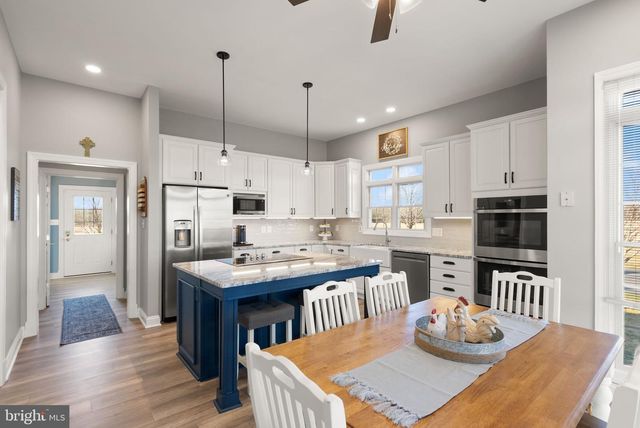 13600 CARRIAGE FORD RD, Nokesville, VA 20181