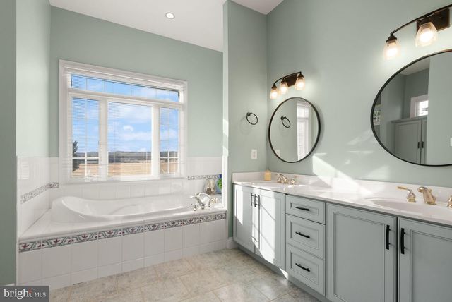 13600 CARRIAGE FORD RD, Nokesville, VA 20181