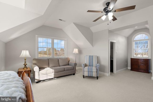 13600 CARRIAGE FORD RD, Nokesville, VA 20181