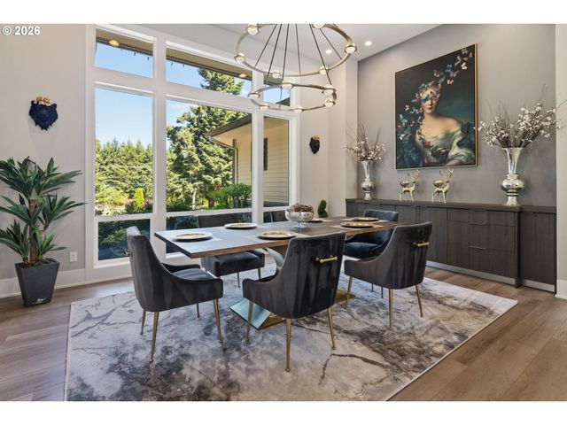 27207 Sw PETES MOUNTAIN Rd, West Linn, OR 97068