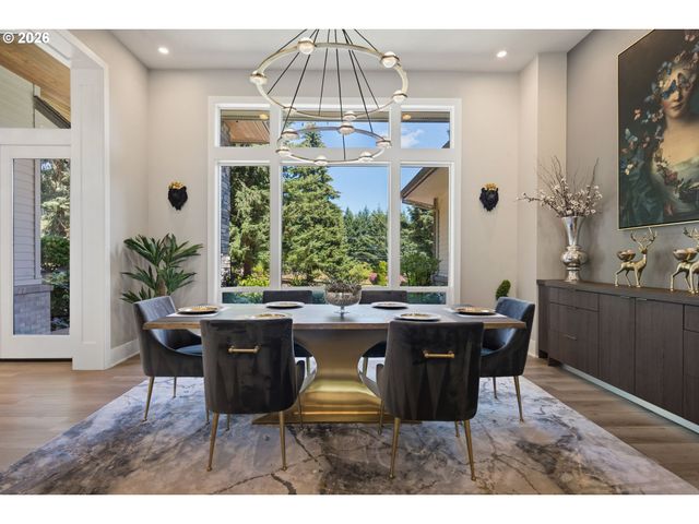 27207 Sw PETES MOUNTAIN Rd, West Linn, OR 97068