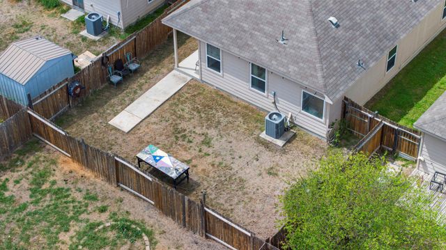 1617 Treeta TRL, Kyle, TX 78640