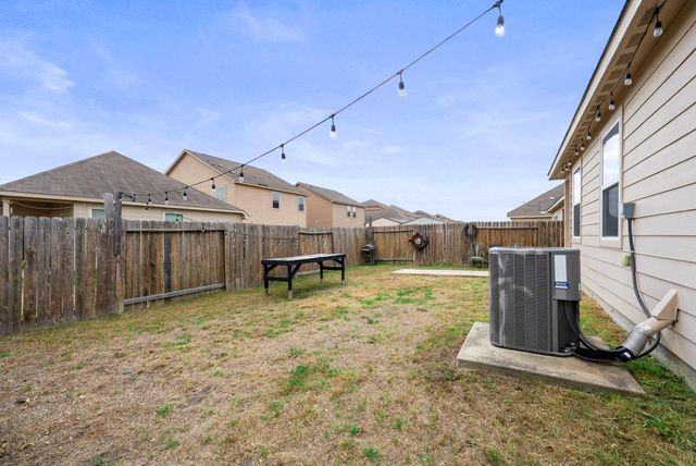 1617 Treeta TRL, Kyle, TX 78640