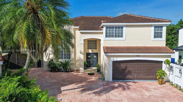 15500 SW 99th Ln, Miami, FL 33196