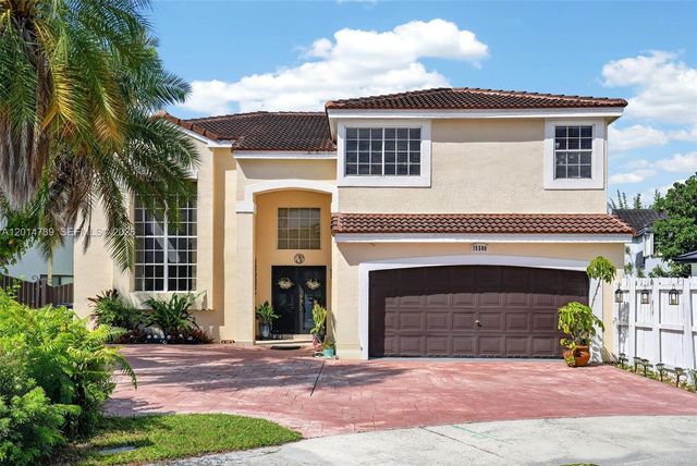 15500 SW 99th Ln, Miami, FL 33196