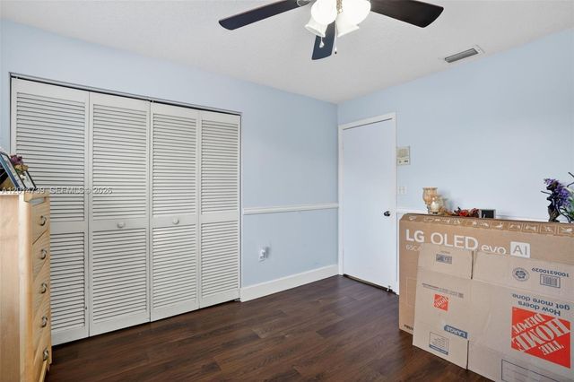 15500 SW 99th Ln, Miami, FL 33196