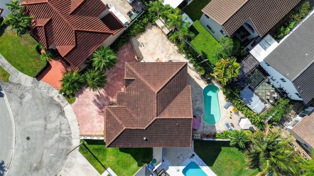 15500 SW 99th Ln, Miami, FL 33196