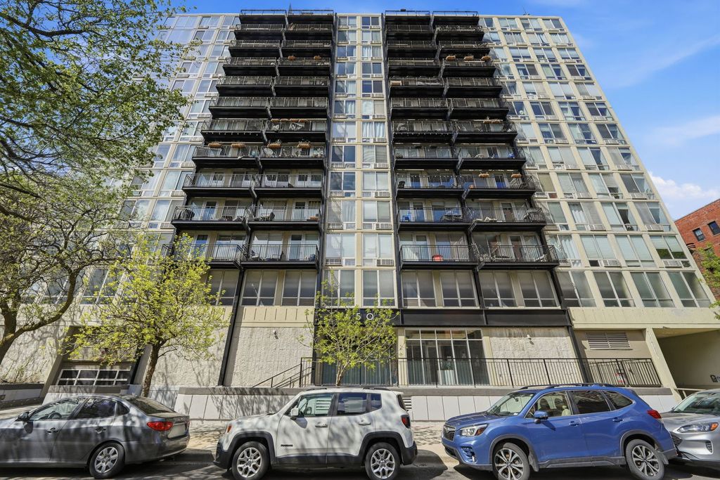 450 W Briar Place 5F, Chicago, IL 60657