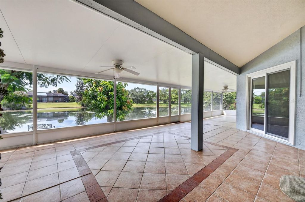 Image 24 of property listing at 2925 EAGLE LAKE DRIVE, Orlando, FL 32837
