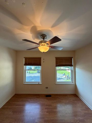 156 W Golf Road C, Libertyville, IL 60048
