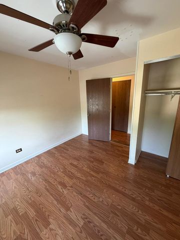 156 W Golf Road C, Libertyville, IL 60048