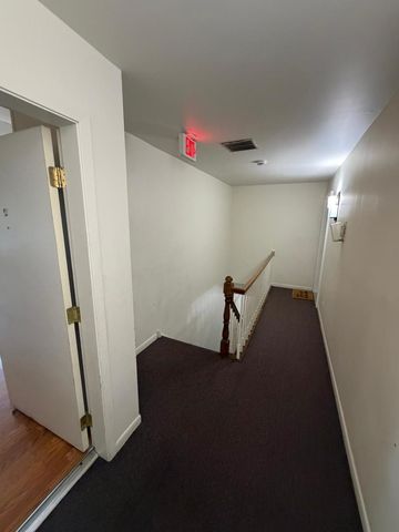 156 W Golf Road C, Libertyville, IL 60048
