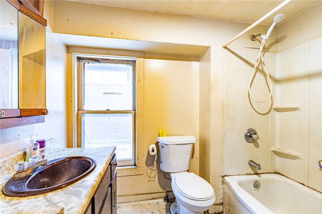 91 Wilbur Street, Rochester, NY 14611