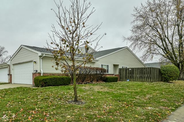 7646 Vintage Court, Lawrence, IN 46226
