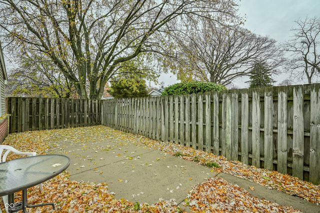 7646 Vintage Court, Lawrence, IN 46226