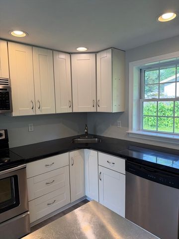 87 Howland Street, Brockton, MA 02302