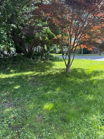 87 Howland Street, Brockton, MA 02302