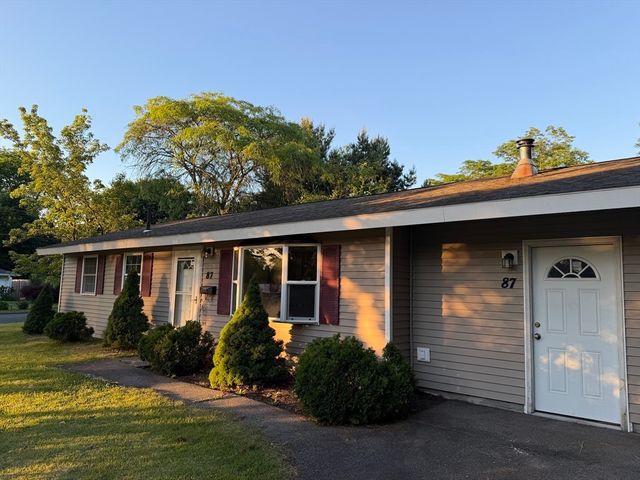87 Howland Street, Brockton, MA 02302