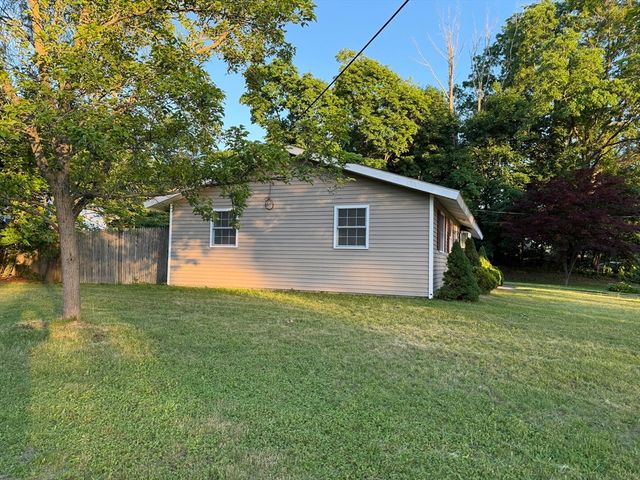 87 Howland Street, Brockton, MA 02302