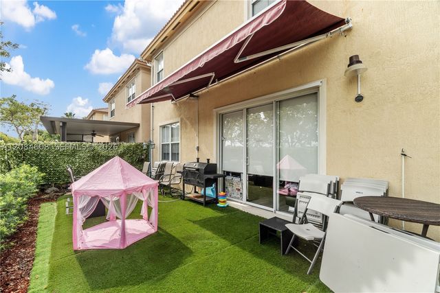 8739 NW 109th Ct, Doral, FL 33178