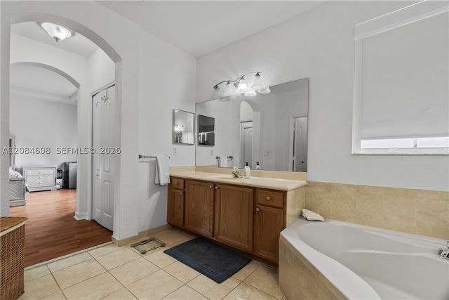 8739 NW 109th Ct, Doral, FL 33178