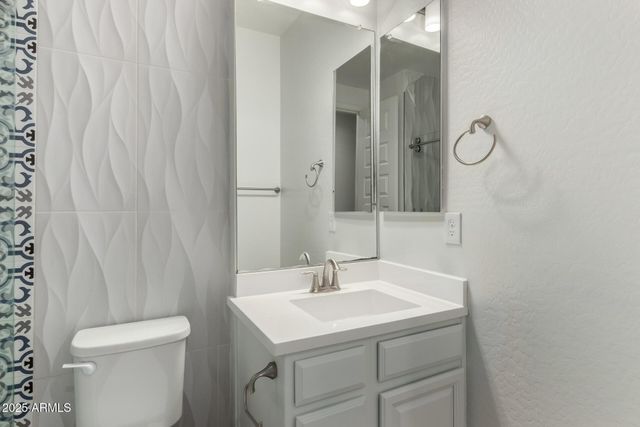 4155 E WEATHER VANE Road, Gilbert, AZ 85296