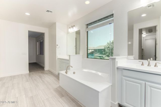 4155 E WEATHER VANE Road, Gilbert, AZ 85296