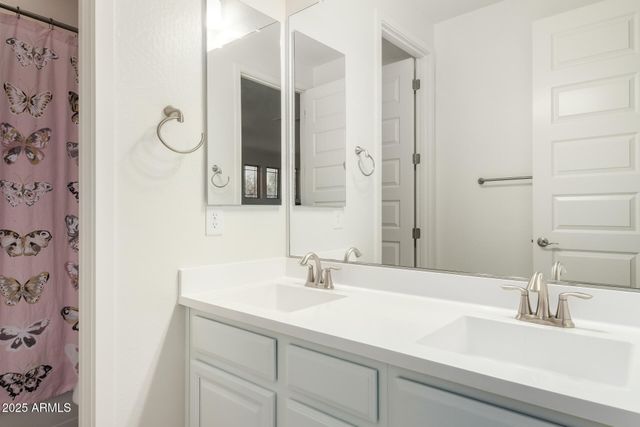 4155 E WEATHER VANE Road, Gilbert, AZ 85296